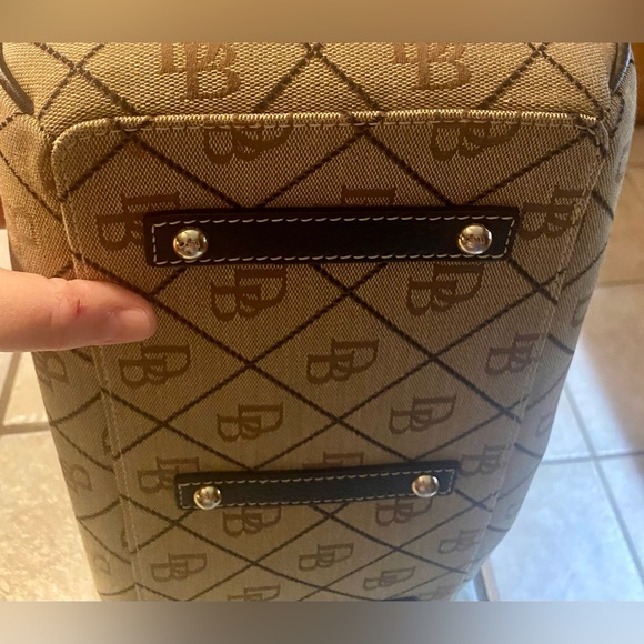 Dooney & Bourke Brown and Tan Signature Bag - Picture 6 of 13